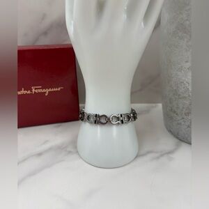 🔥NEW! Ferragamo•Gancini Bracelet Sz 19